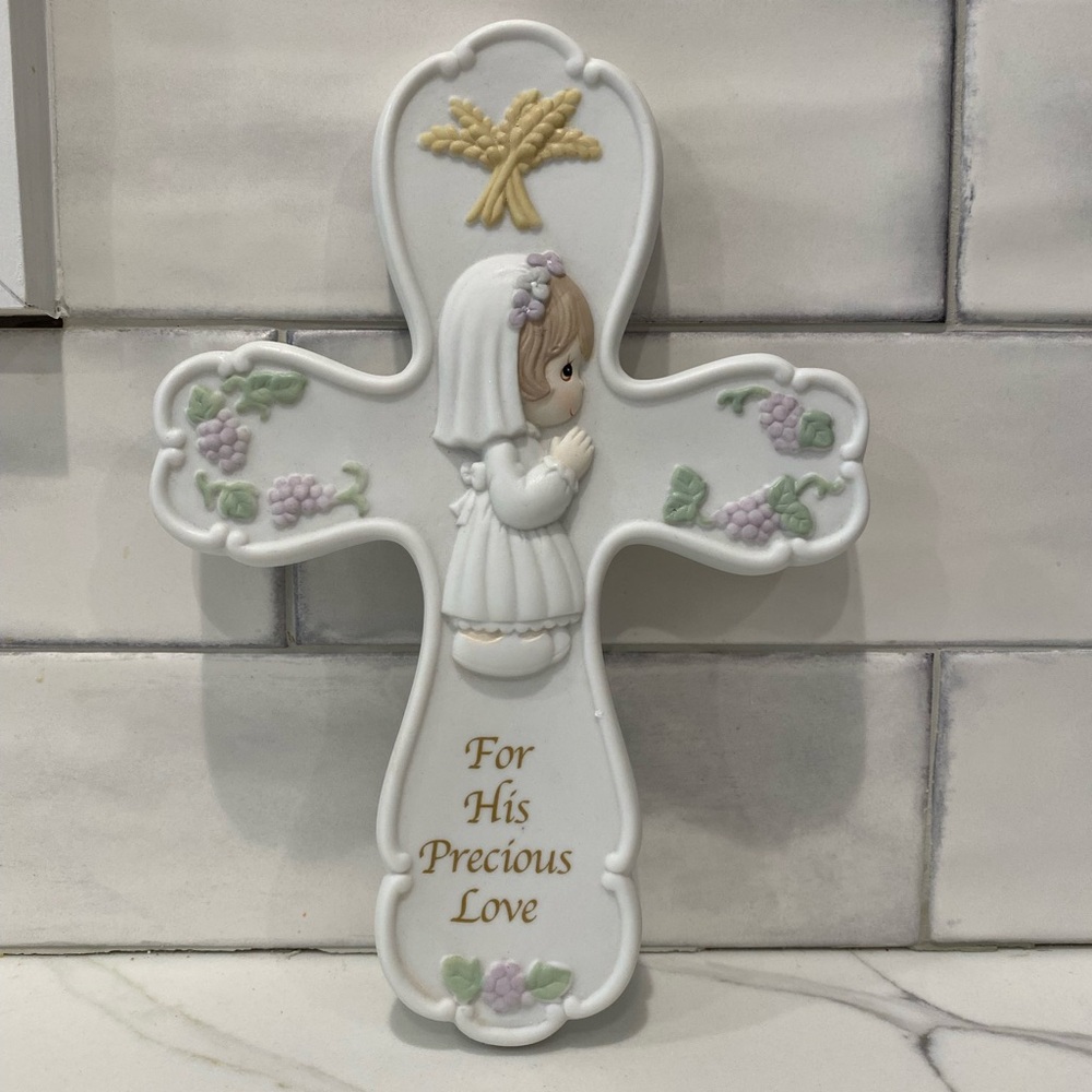 Precious Moments- communion girl cross